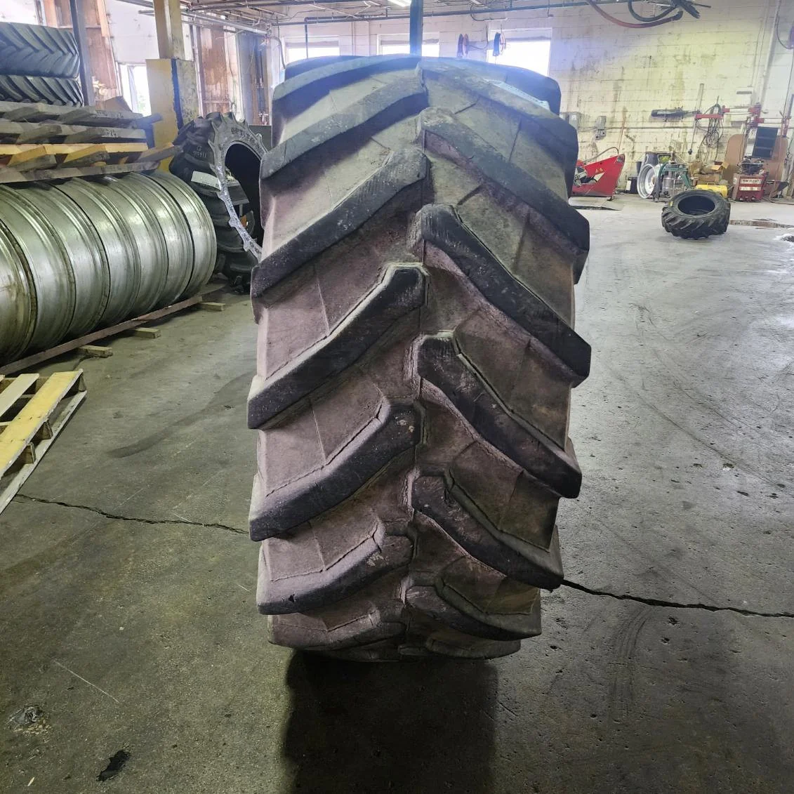 Used 650/60R34 156E Trelleborg TM900 TL R-1 50-55%