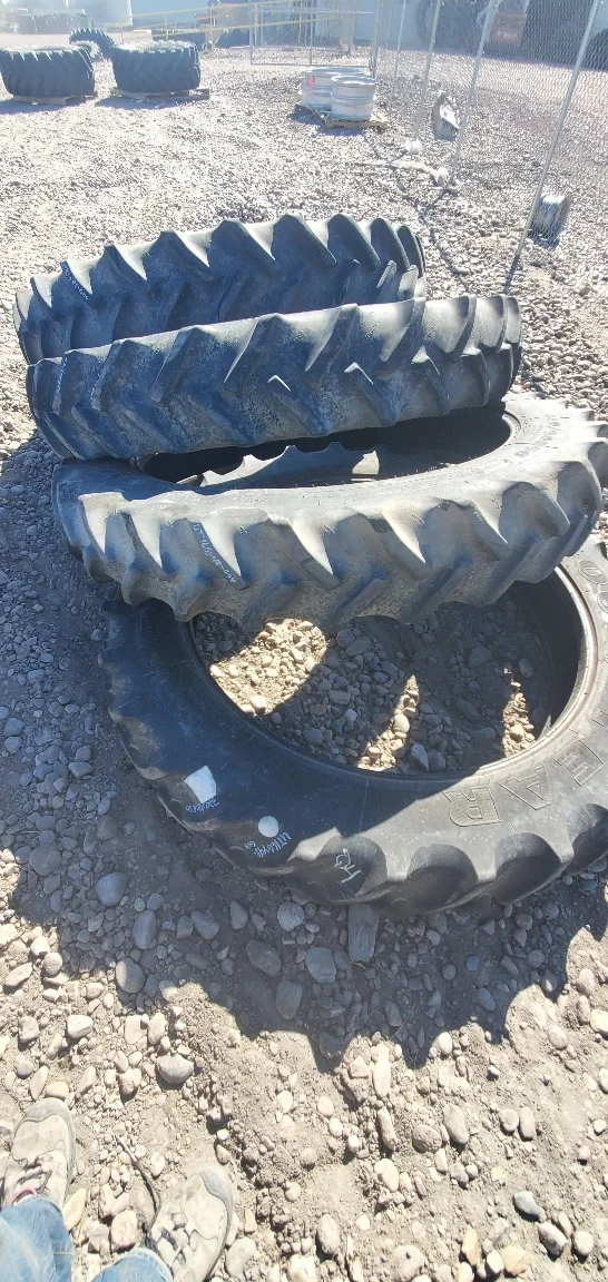 Used 320/90R50 Goodyear DT800 R1W 161A8 TL 80% Light stubble/Cuts between lugs/side wall cuts image 4