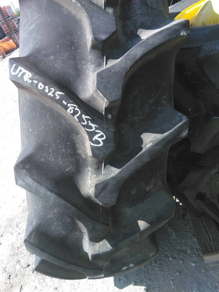 Used 520/85R42 165A8 Firestone Radial Champion Spade Grib TL R-2 80-85% On 18 x 42 10-13.19-11.07 DD image 4