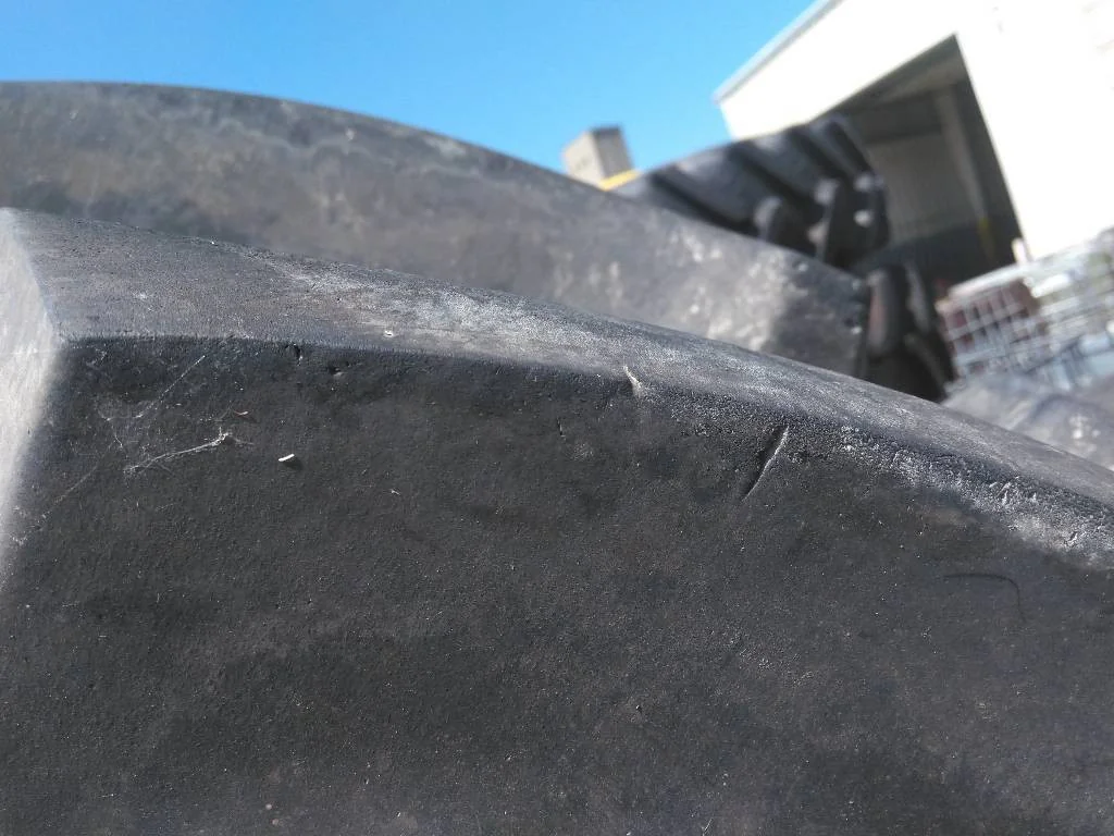 Used 520/85R42 165A8 Firestone Radial Champion Spade Grib TL R-2 80-85% On 18 x 42 10-13.19-11.07 DD image 6