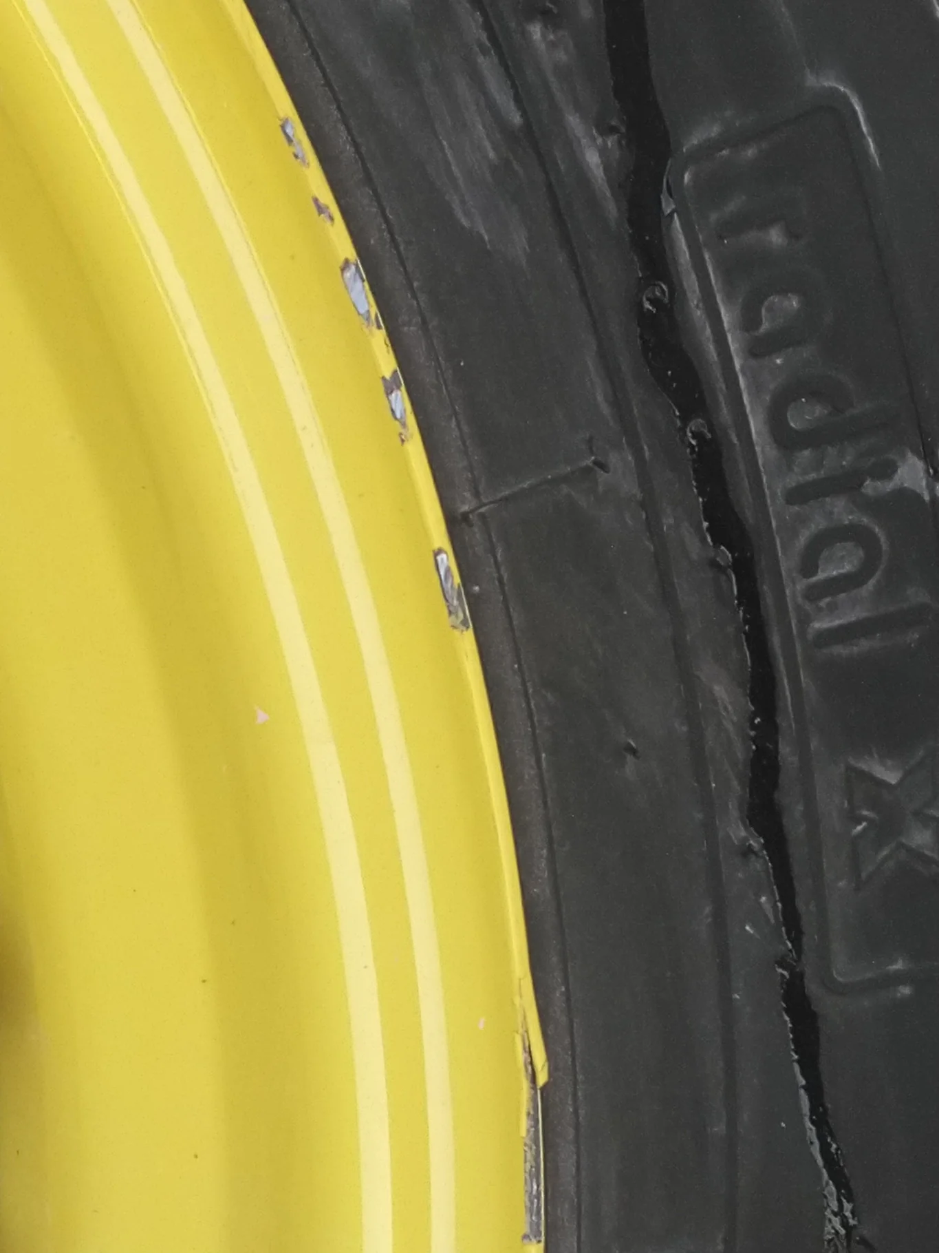 Take-Off 14.9R28 131 Michelin Agribib TL R-1 95-100% On 12 x 28 10-13.19-11.07 4/2 Rail With Disc image 4