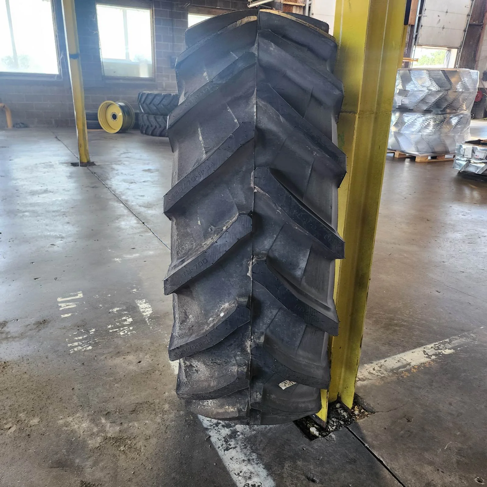 Take-Off 480/70R34 143A8/B Trelleborg TM700 R-1W TL 95% On 15 X 34 24-29.25 9.375"BS Waffle 3B Wheel image 3