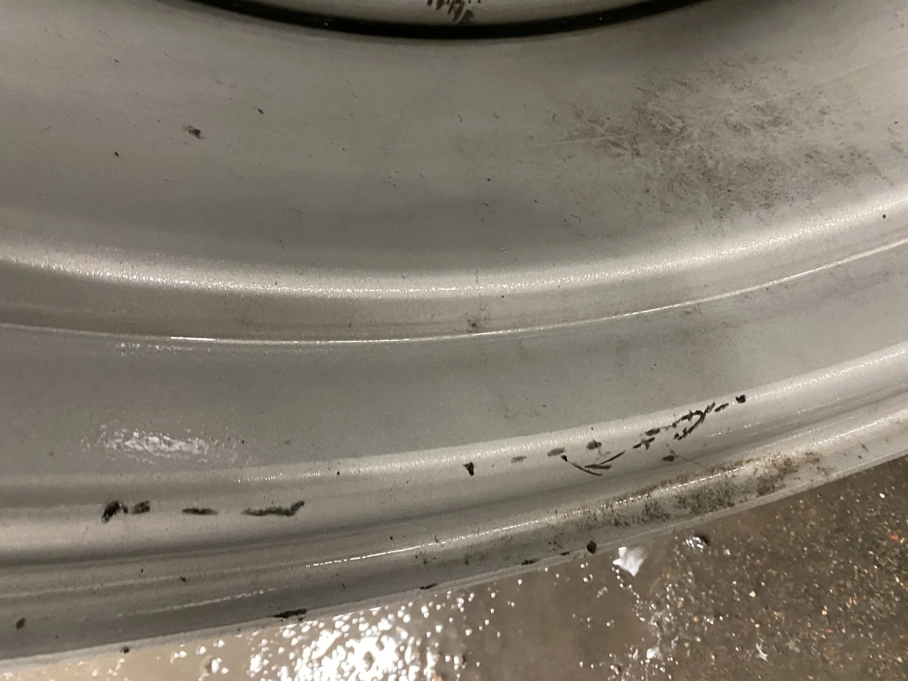 Used 18 X 38 Case IH Silver 10 Bolt .906 Sprayer Wheel 10-13.189-11.07 2.62 OUT Gashes/Scratces/Rust image 7