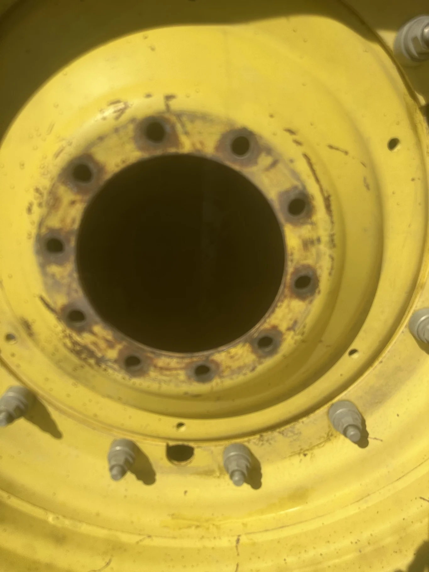 Used 13 x 46 Stub Disc Wheel Yellow image 2