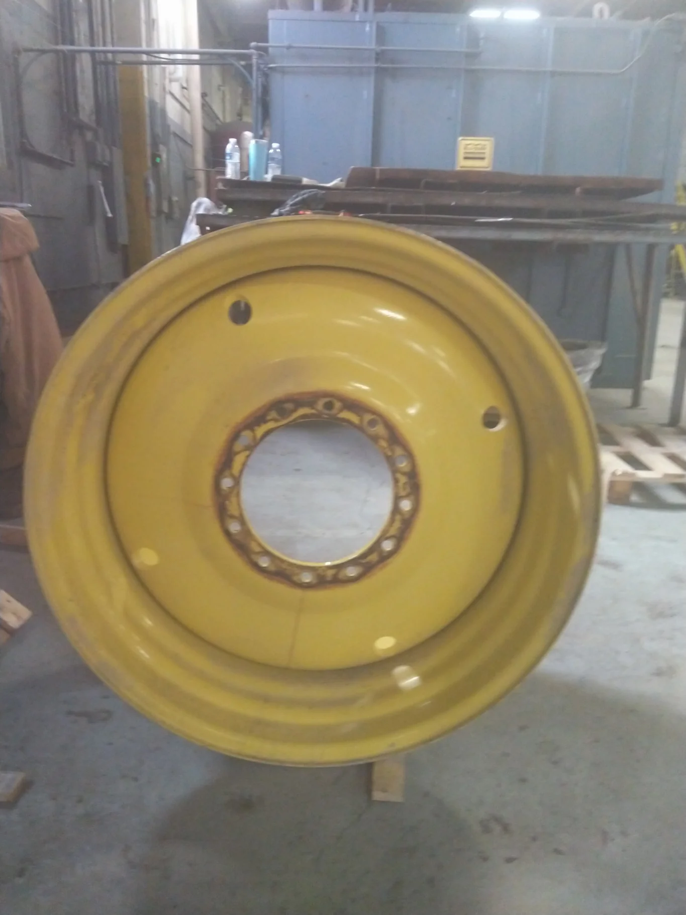 Used 20 x 38 12-13.976-11.857-1 8"BS Pronar Yellow Dual