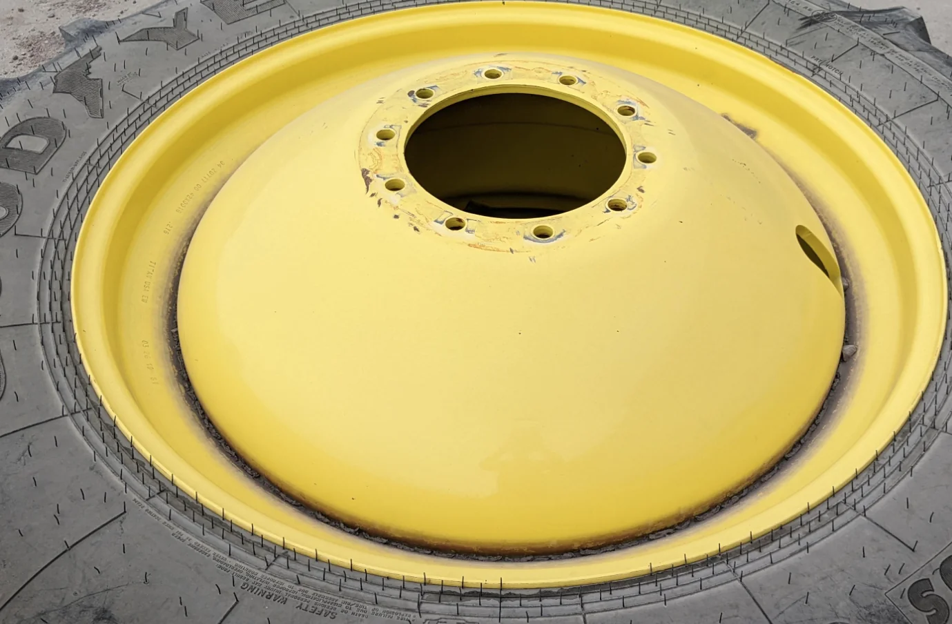 USED 16 x 42 10-13.187-11.07-12.4 (OUTSIDE) DOLLY DUAL YELLOW WHEEL