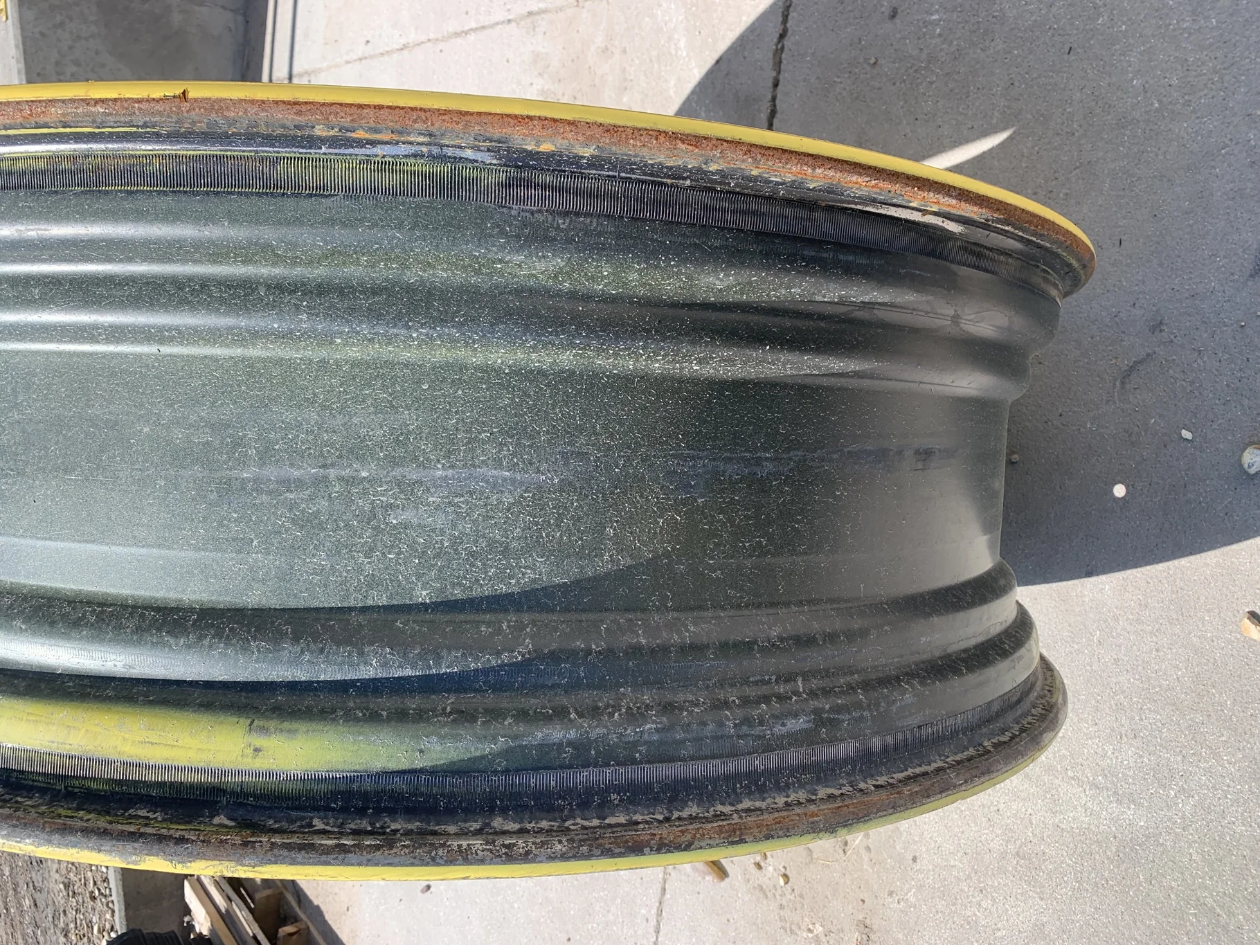 Used 16 X 54 10 Bolt Dual Yellow Wheel image 3