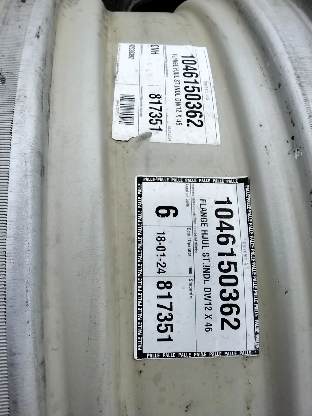 Used 12 x 46 8-10.82-8.78 3.75"BS Moveero Silver Rim & Rail Wheel & Disc image 3