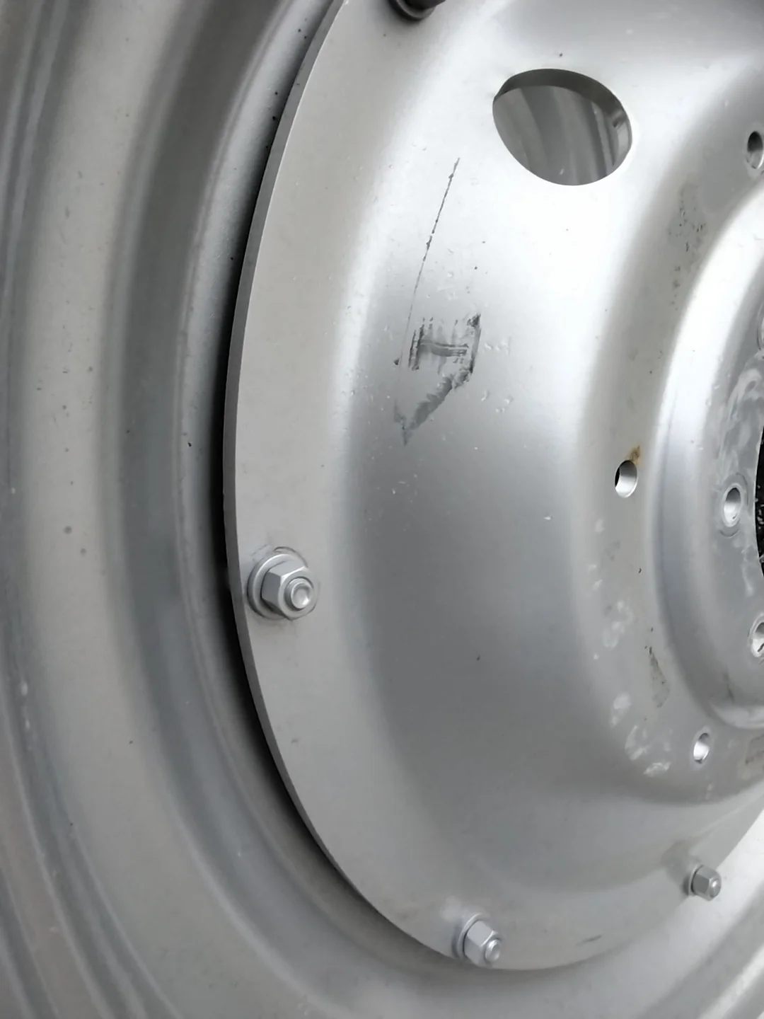 Used 12 x 46 8-10.82-8.78 3.75"BS Moveero Silver Rim & Rail Wheel & Disc image 5