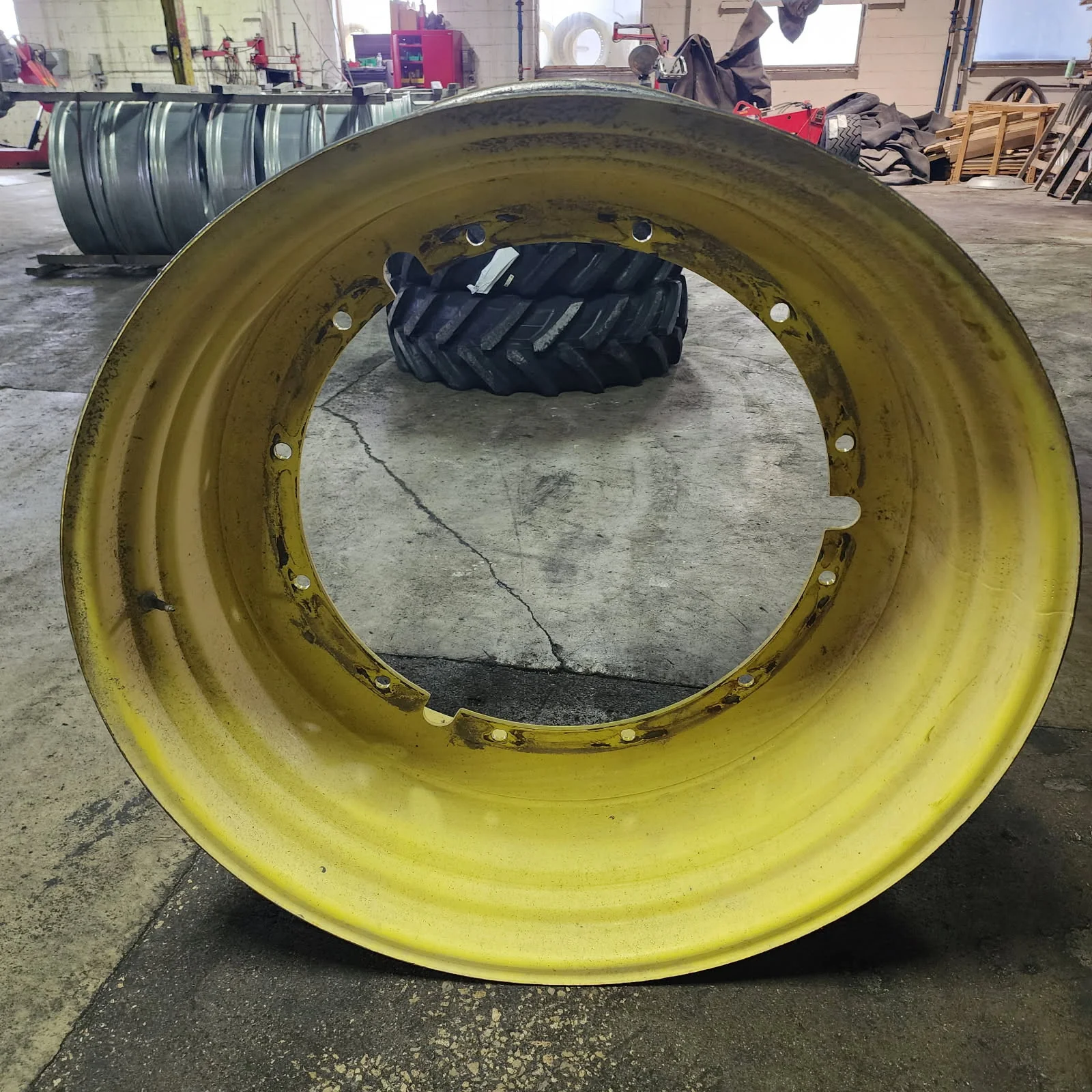 Used 20 X 42 12-32.047-30.078 8"BS Titan Rim & Rail Yellow Wheel image 2