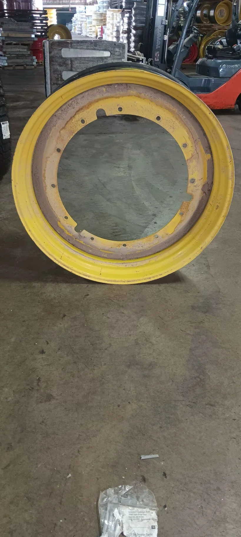 Used 16 x 46 12-32.047-30.078 Titan Yellow Rim & Rail Wheel