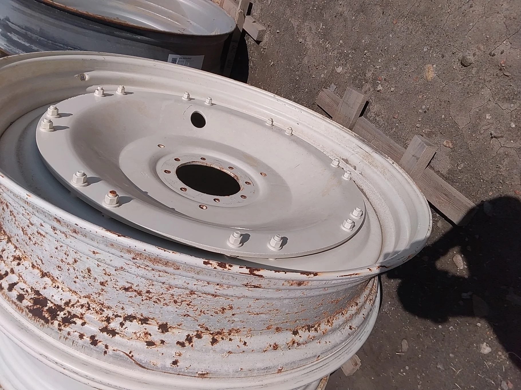 LaUsed 12 X 50 NH GKN Rim with 8 BOLT DISC image 3