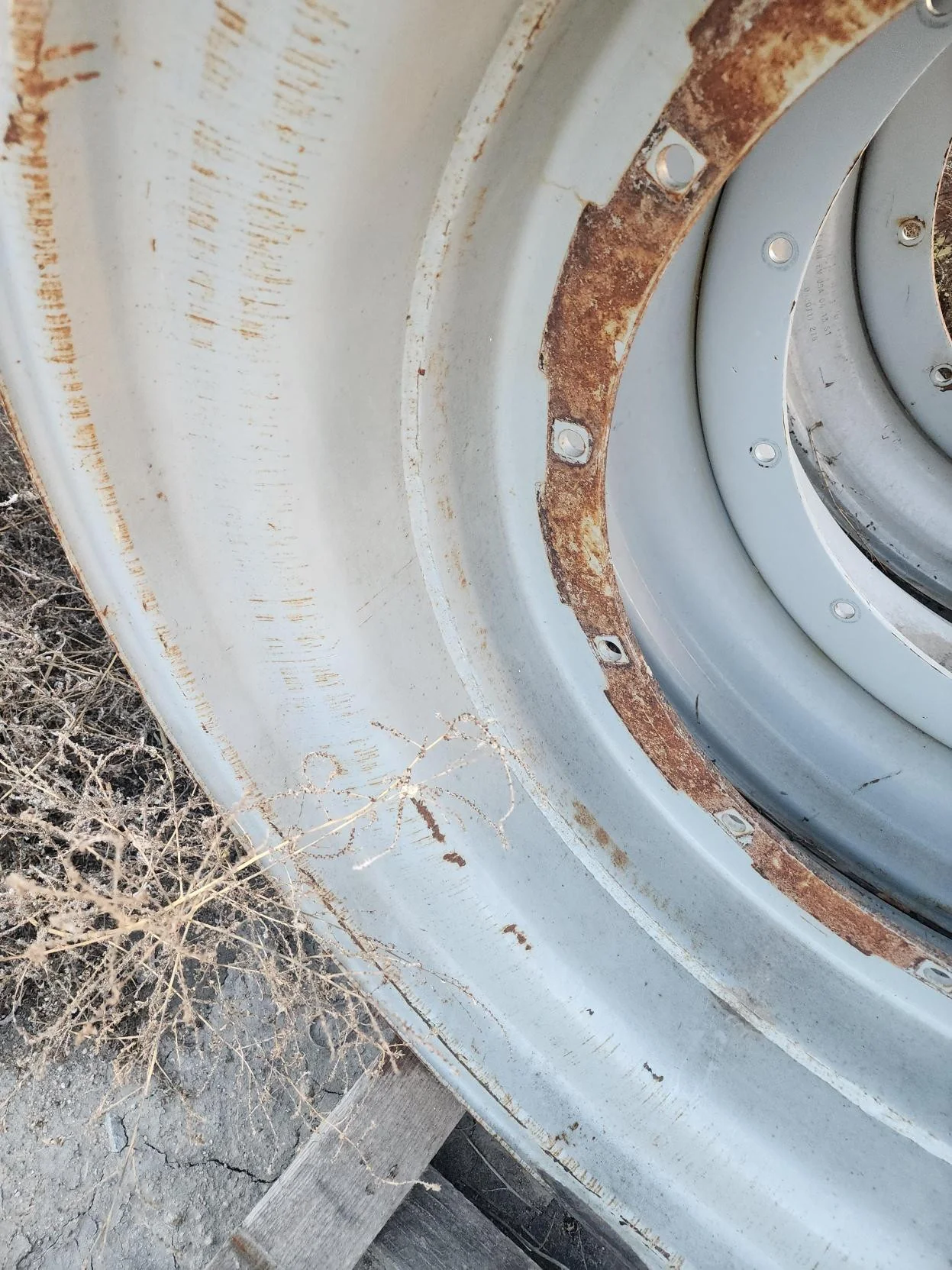 Used 16 X 42 Agco Gray 12 Bolt (.826) Stub Disc Wheel (12-30.375-28.4 Rust, Scratches image 13