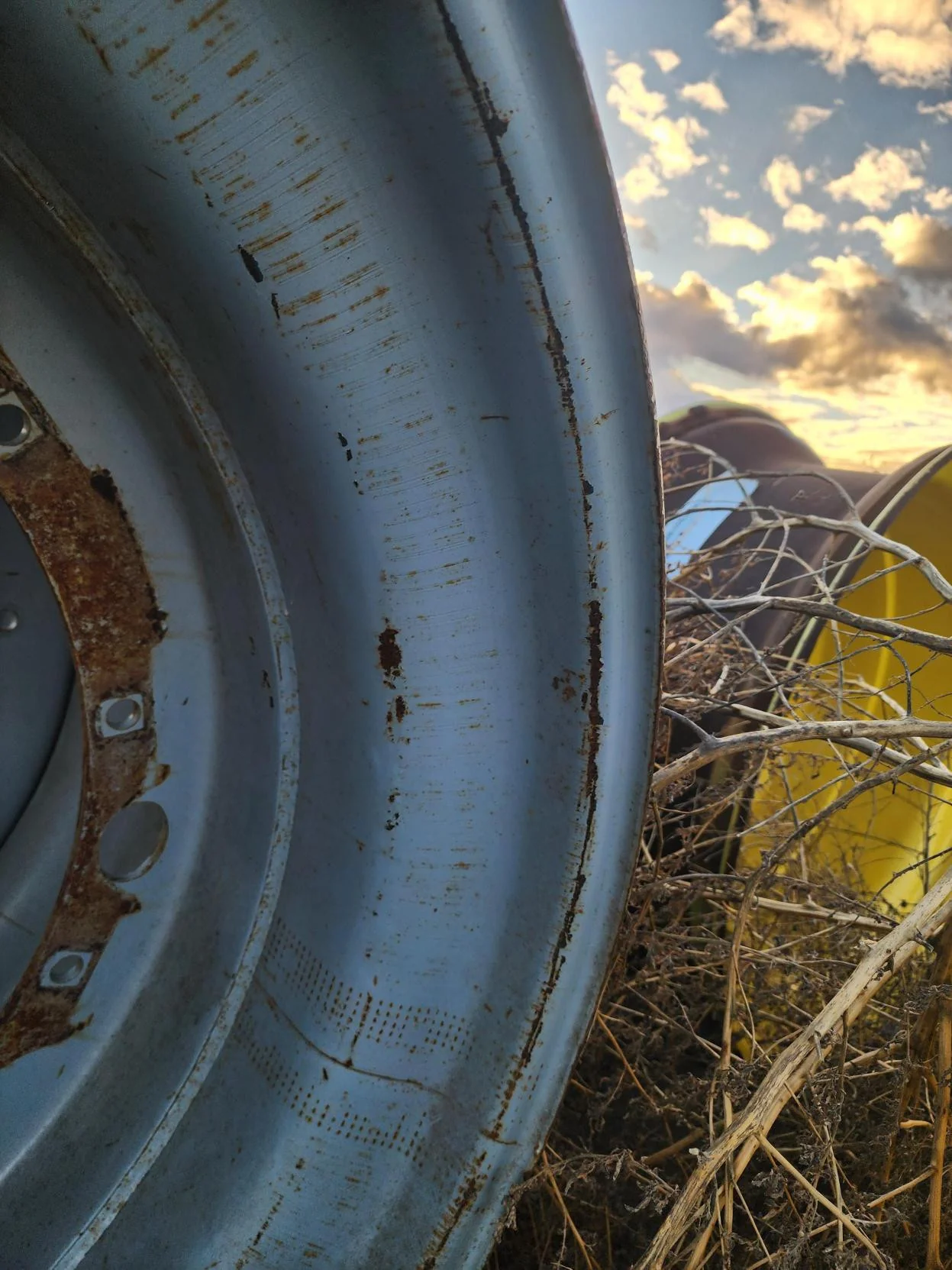 Used 16 X 42 Agco Gray 12 Bolt (.826) Stub Disc Wheel (12-30.375-28.4 Rust, Scratches image 20