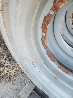 Used 16 X 42 Agco Gray 12 Bolt (.826) Stub Disc Wheel (12-30.375-28.4 Rust, Scratches image 13