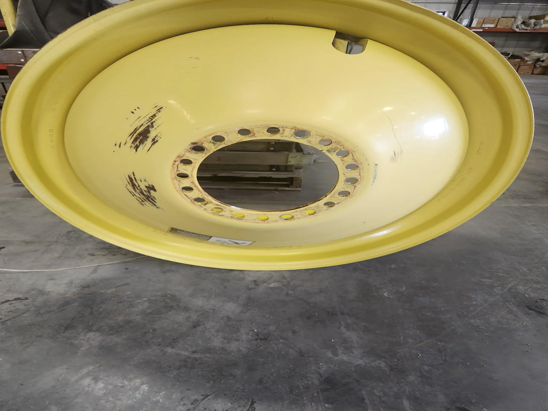 Used 18 x 42 20-13.189-11.07-14.37IN Yellow Wheel image 4