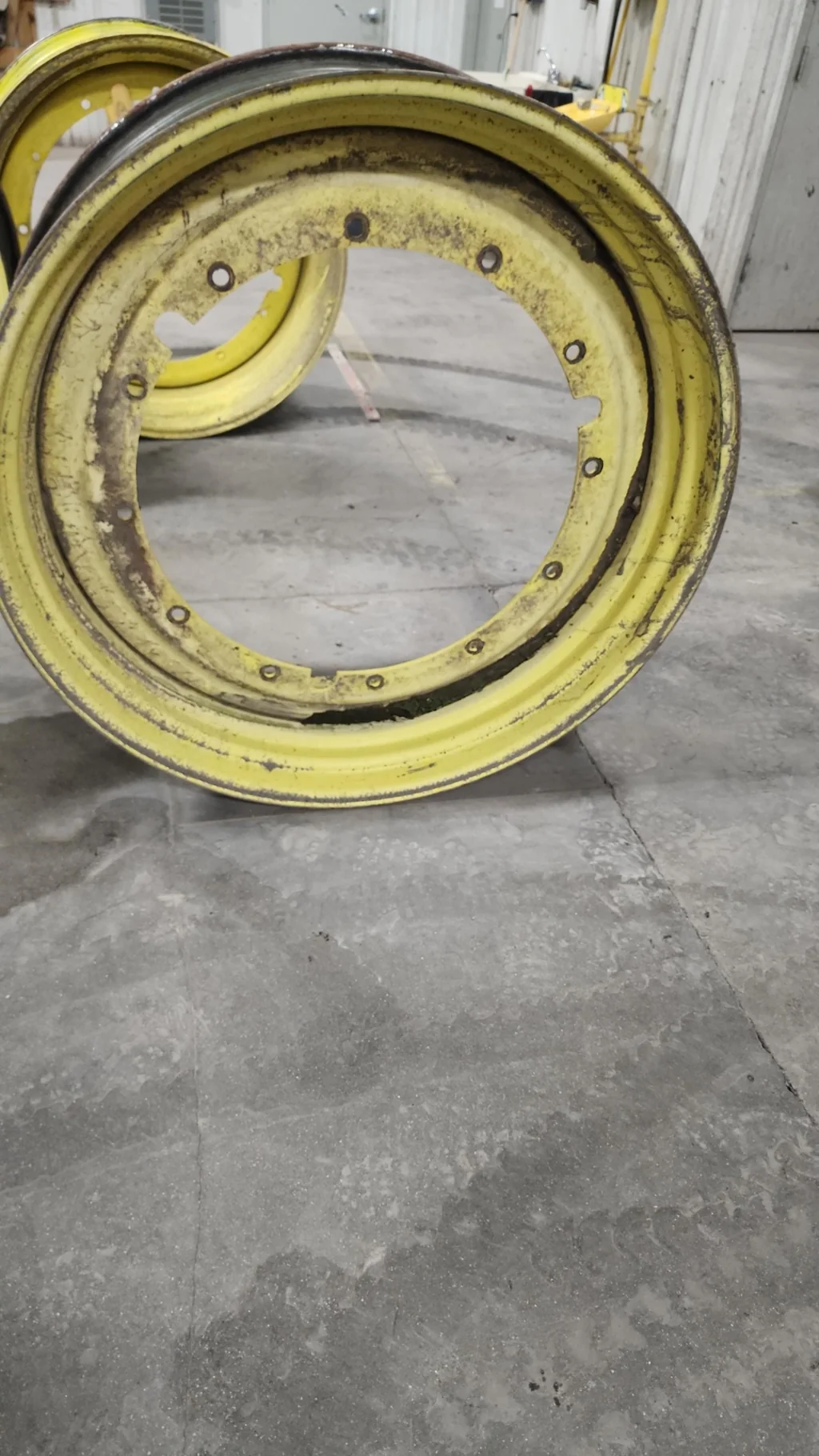 Used 16 x 46 12-32.047-30.078-3.19 Yellow Wheel image 3
