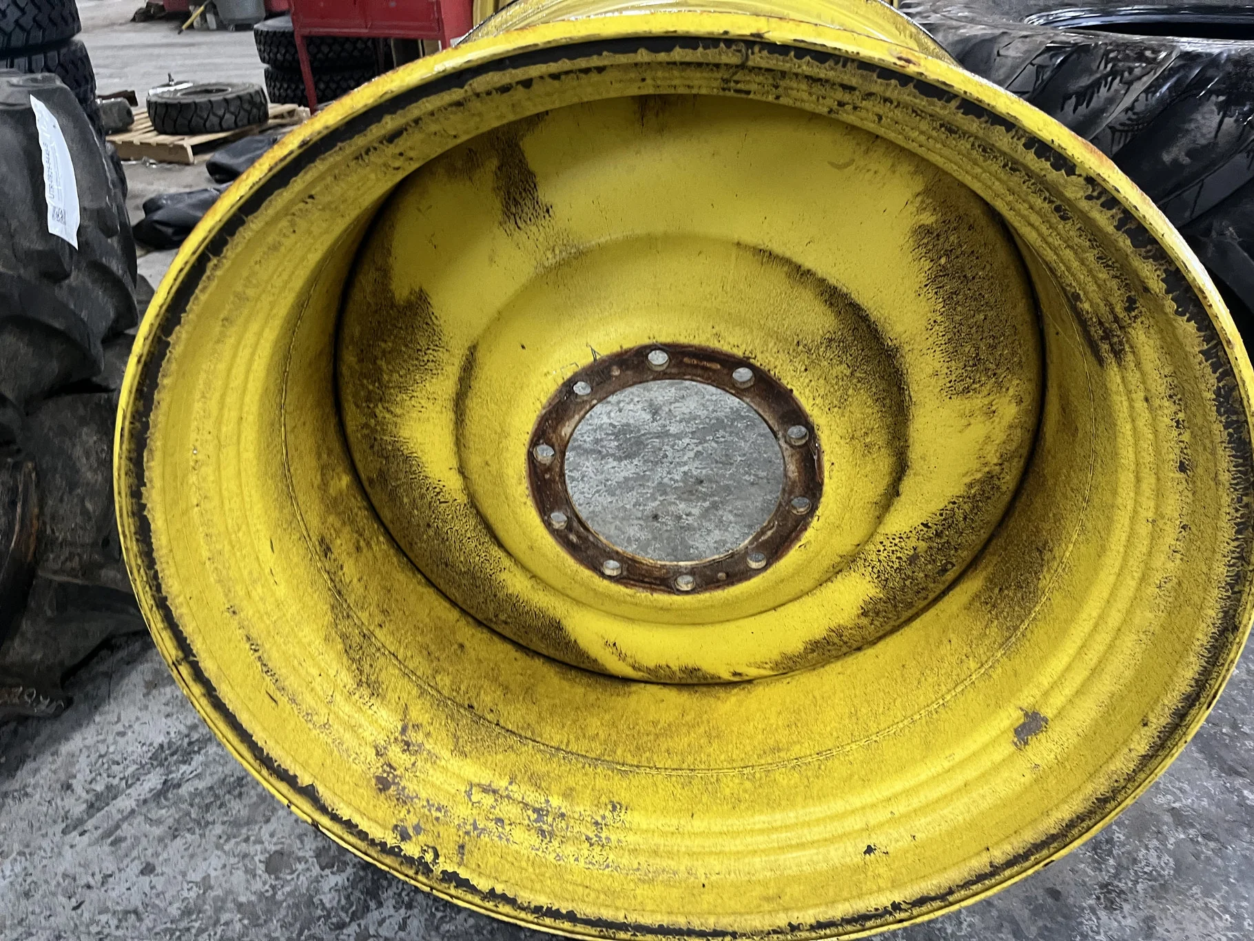 Used 28 X 42 10-13.187-11.08 JD Yellow Formed Wheel image 2