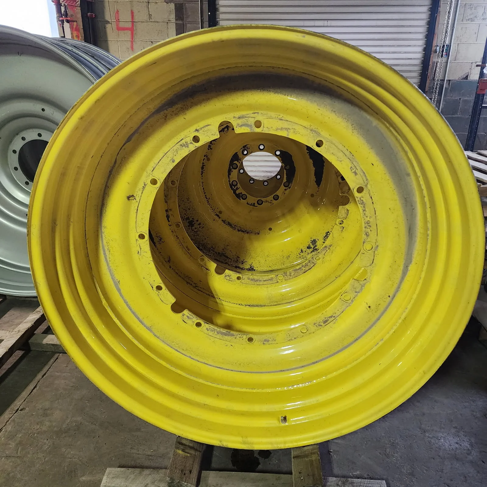 Used 15 X 50 12-32.047-30.079 10"BS Rim & Rail Yellow Wheel image 3