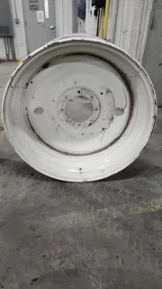 Used 23 x 38 8 Bolt Sprayer NH White Wheel image 2