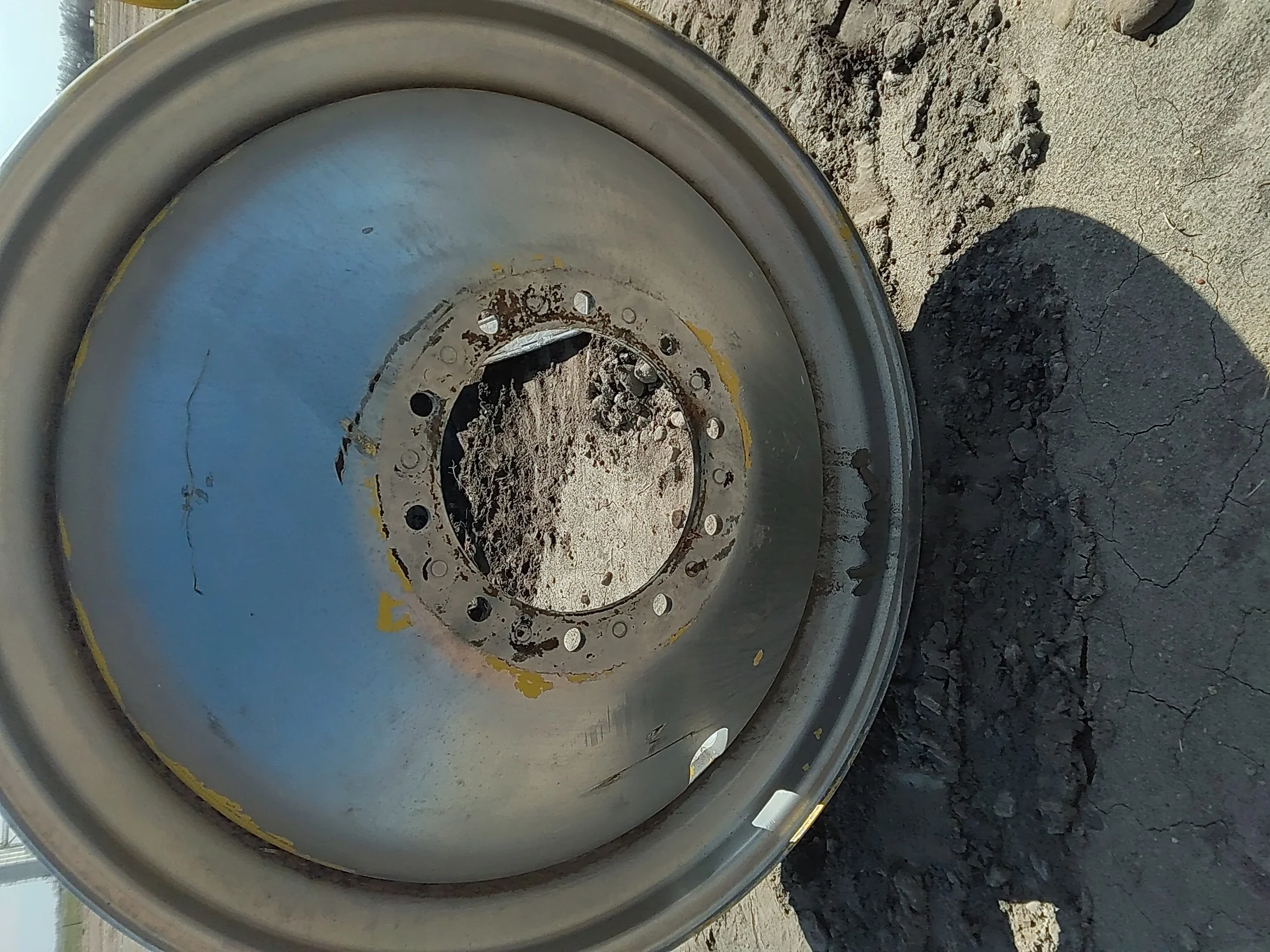 Used 16 x 42 Outside Dual Silver Wheel image 3