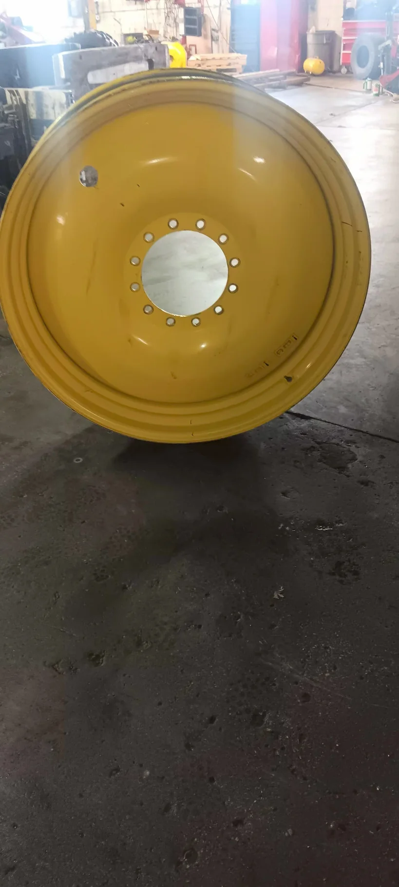 Used 13 X 46 12-13.976-11.857-1 Yellow Sprayer Wheel image 2