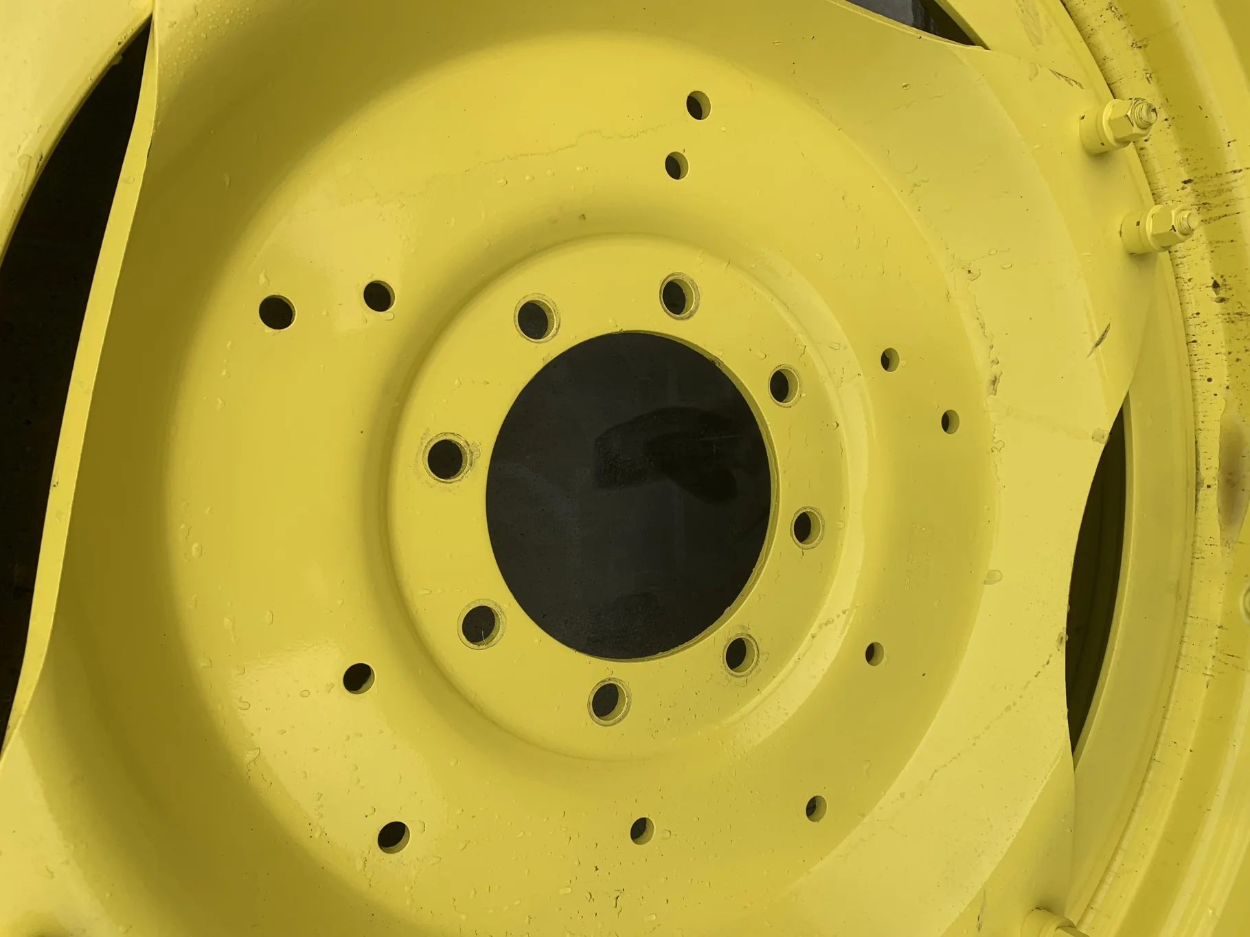 Used 10 X 42 JD Yellow Stub Disc w/ 8-10.75-8.75 Disc (Scratches)