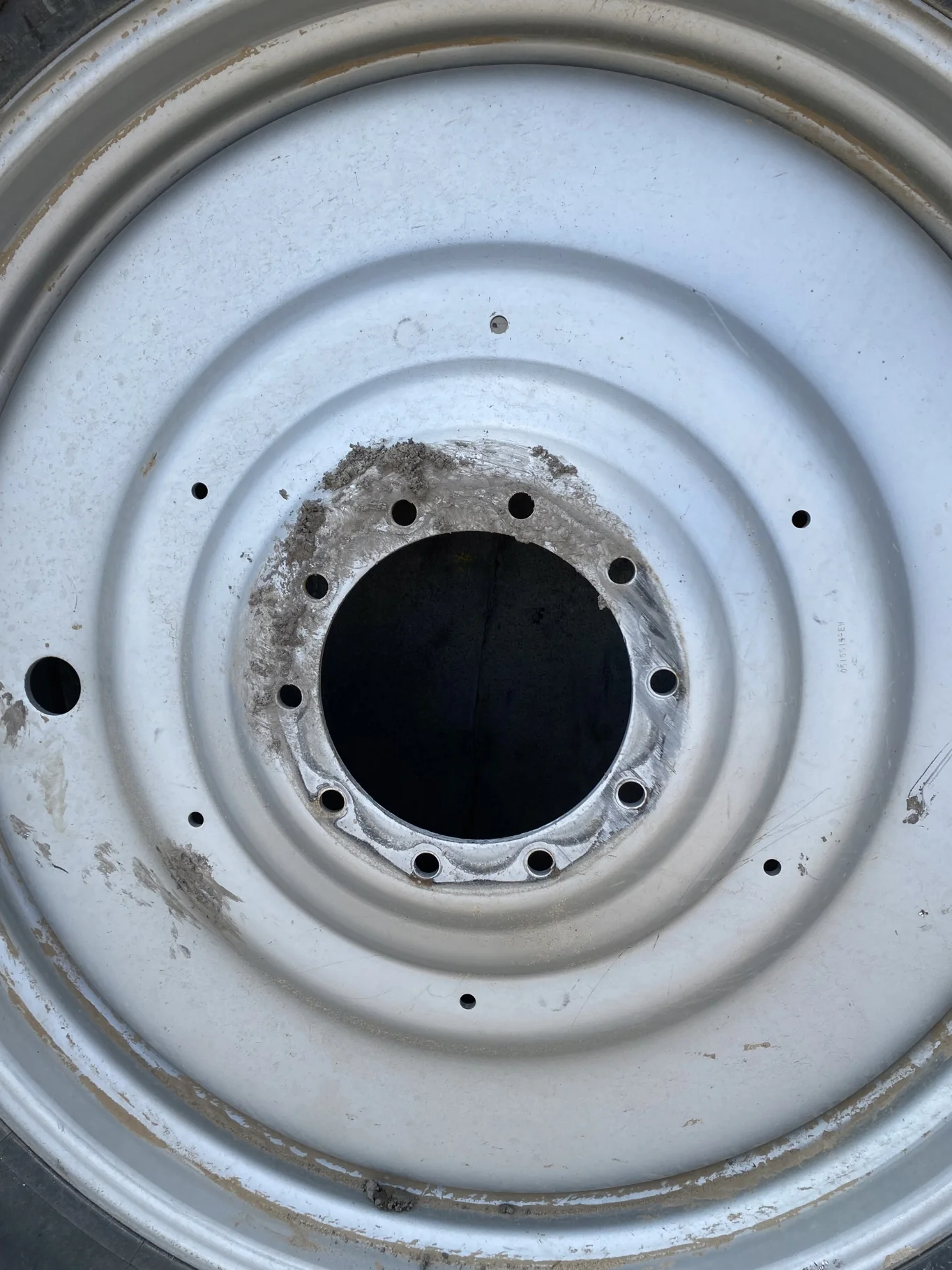 Used 15 x 50 10-13.19-11.07-8.63 Silver Wheel image 2