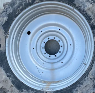 Used 15 x 50 10-13.19-11.07-8.63 Silver Wheel