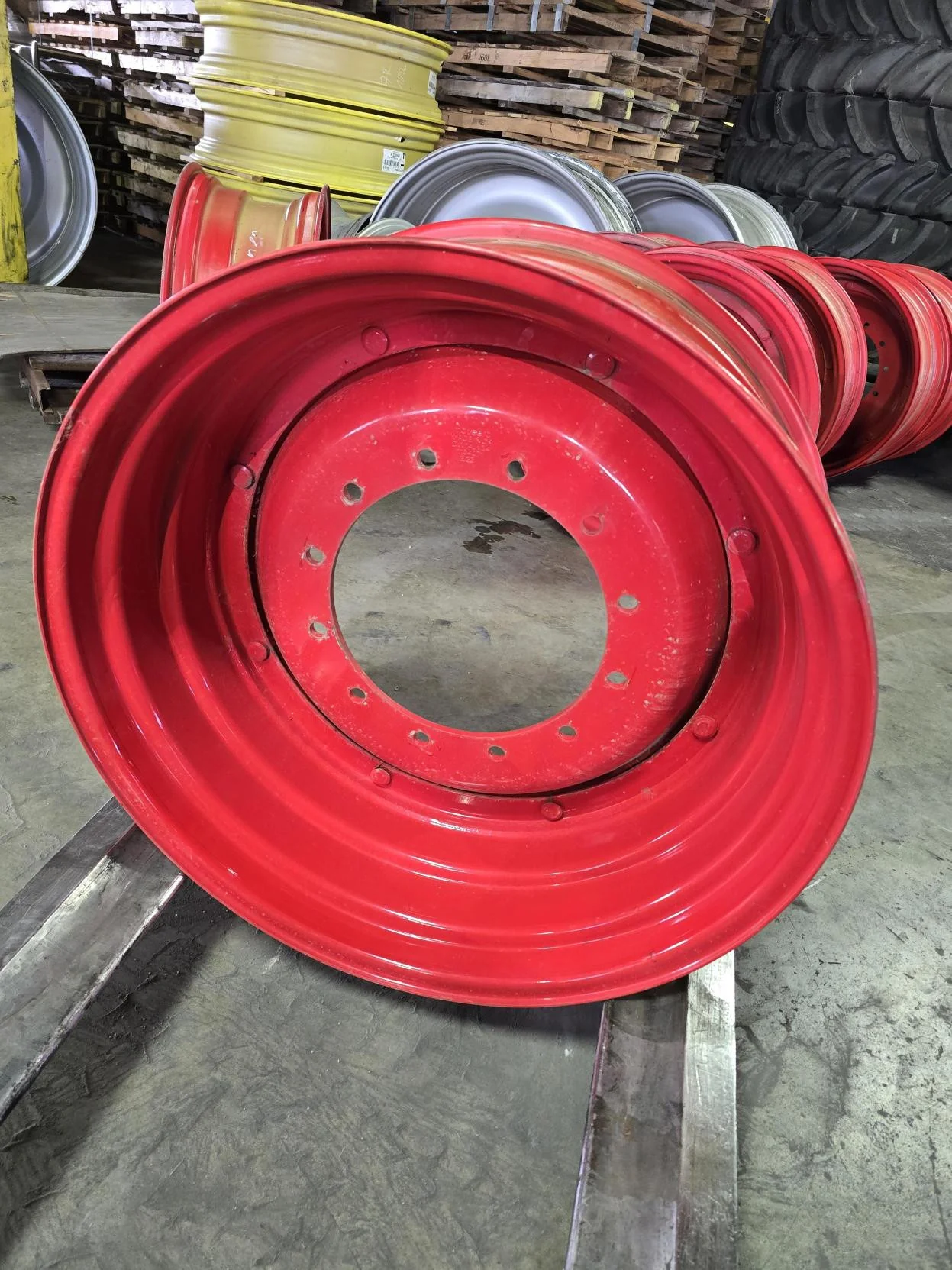 Used 14 X 34 12-16.732-14.625 Waffle Fendt Red Wheel w/ Disc image 6