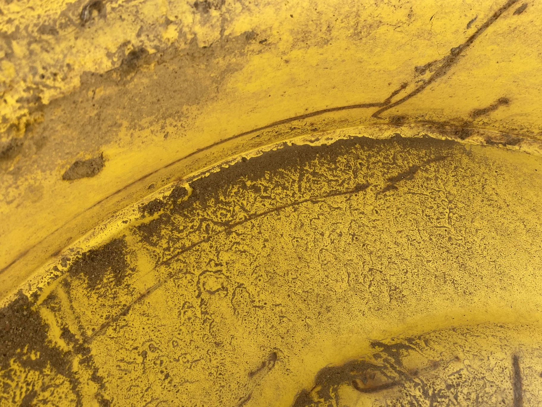 Used 16 X 34 John Deere Yellow 10 Bolt Sprayer Wheel SCRAP image 4