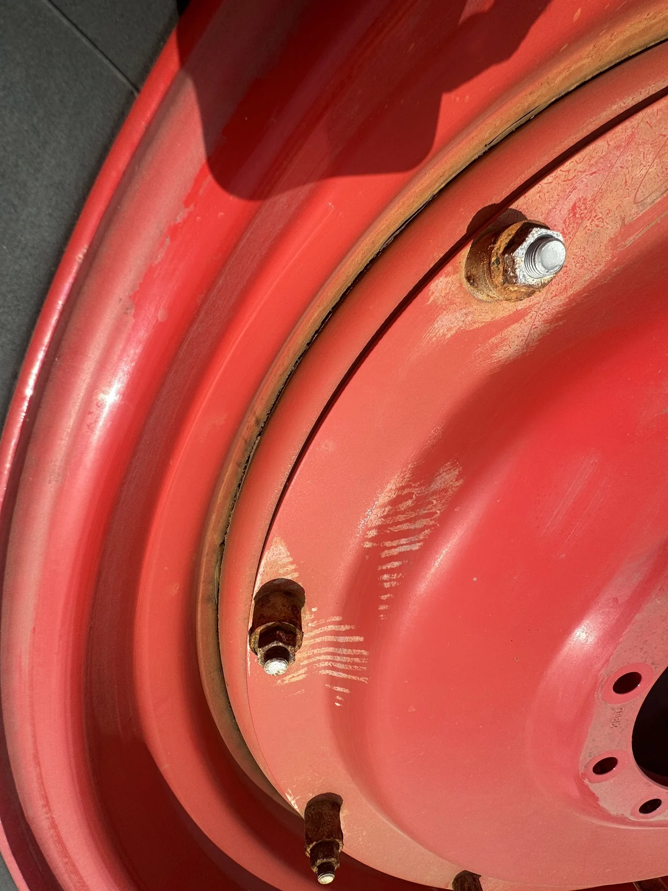 Used 16 X 42 10 Bolt Rail No Disc Wheel Fendt Red image 3