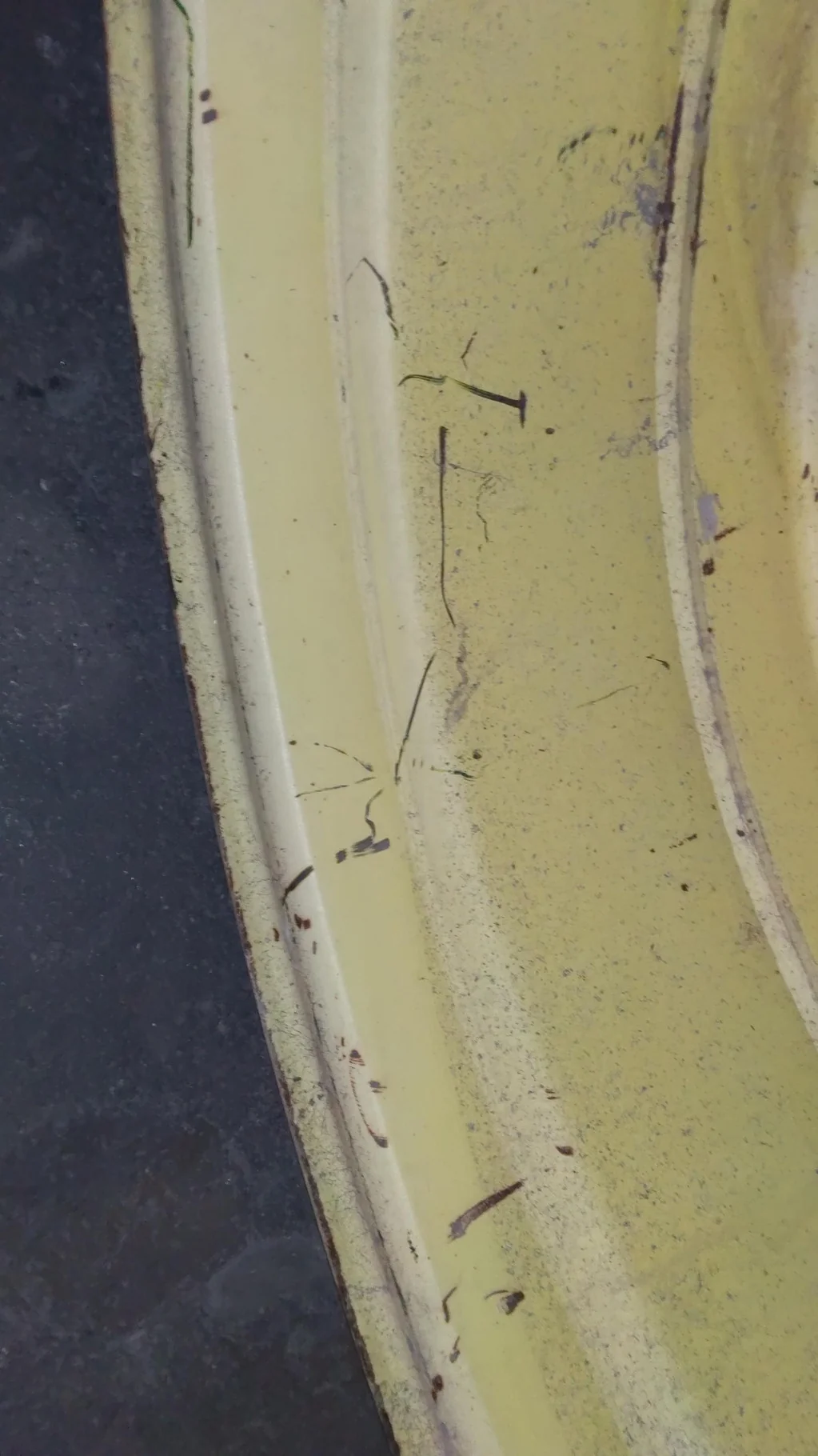 Used 25 x 38 10 Bolt Dual Yellow Wheel