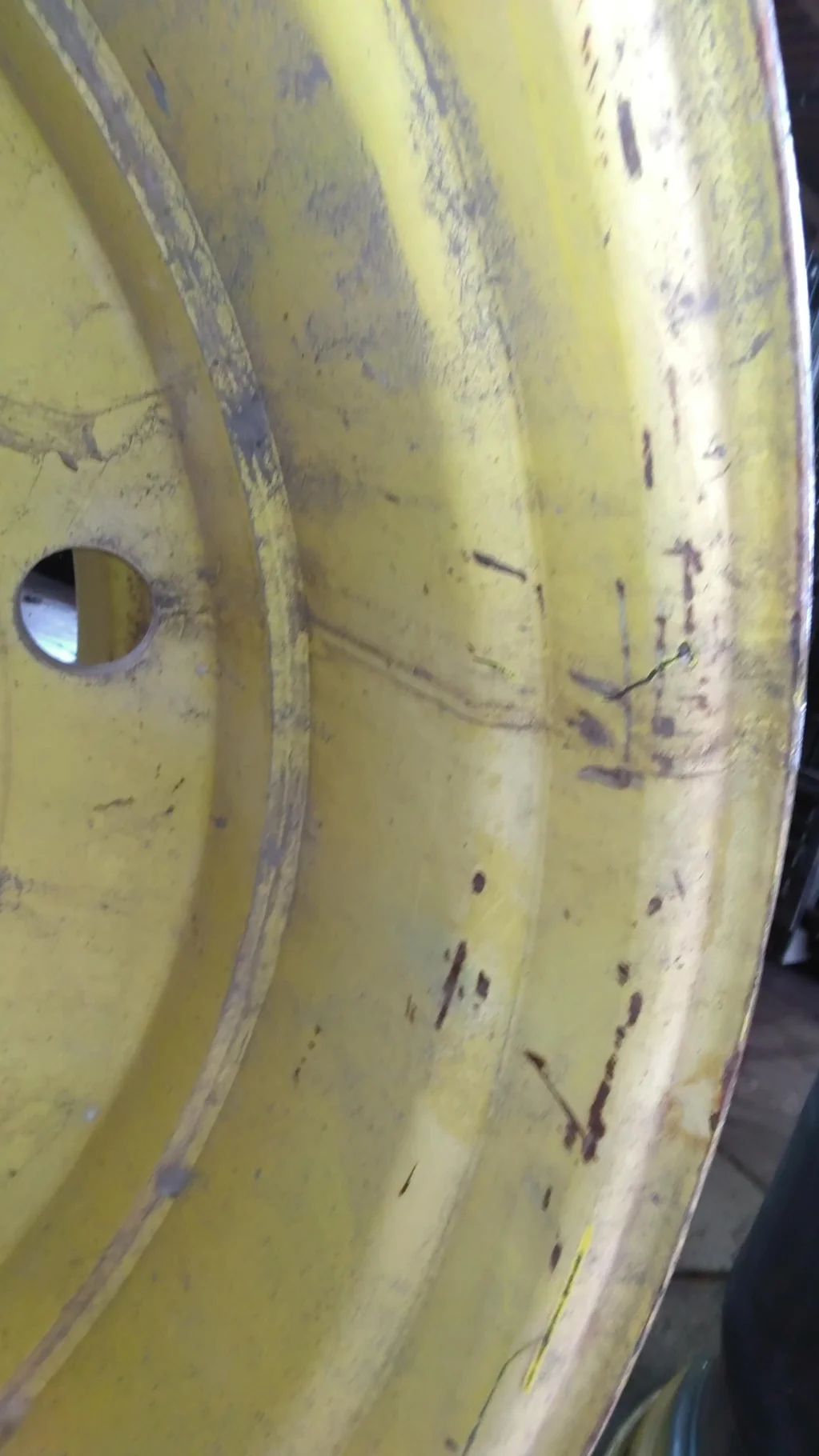 Used 25 x 38 10 Bolt Dual Yellow Wheel image 8