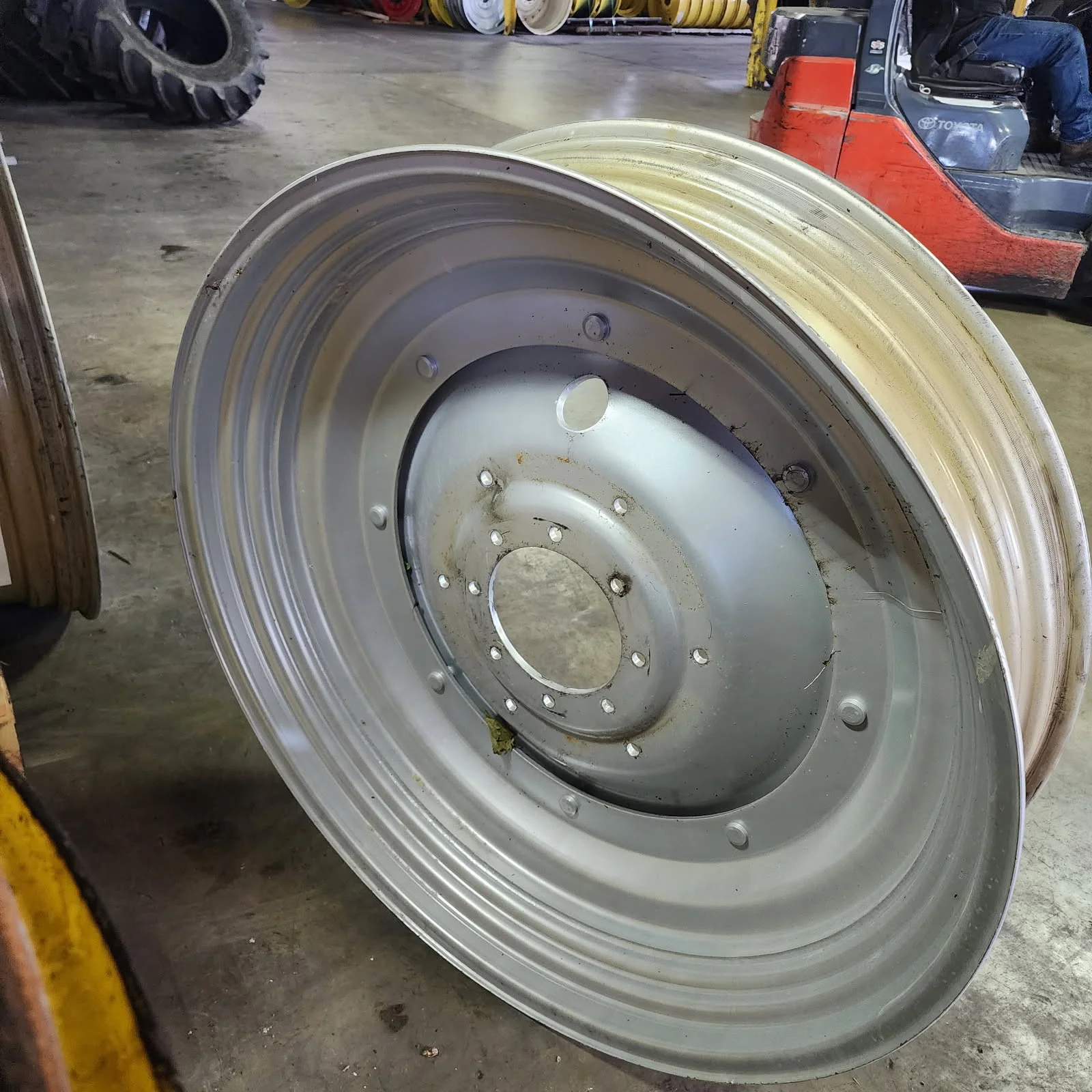Take-Off 12 x 46 8-10.82-8.78 R&R Silver Wheel image 2