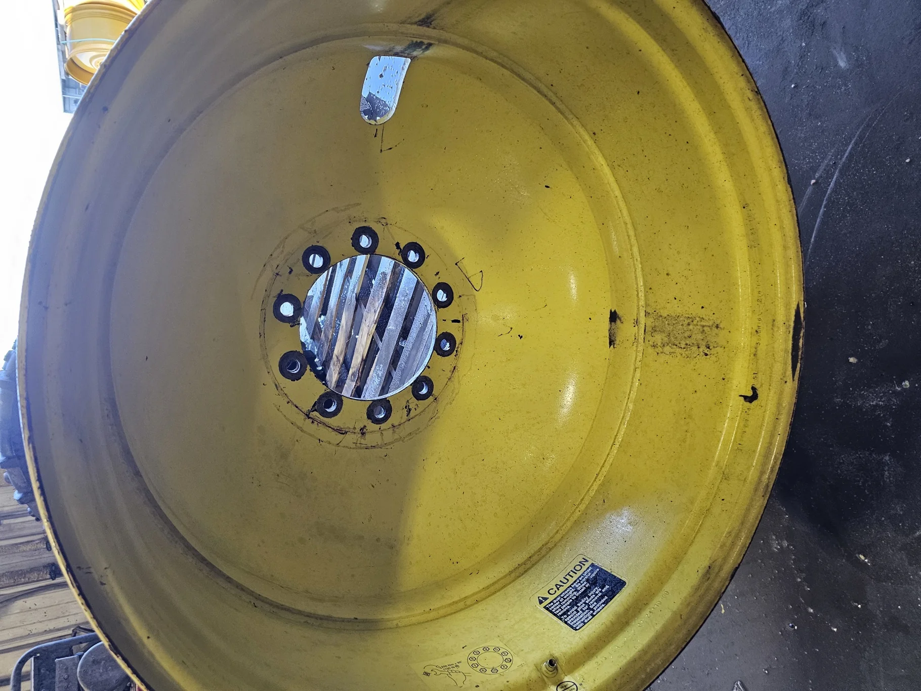 USED 16 X 38 10-13.187-11.07-14.4 (INSIDE) DOLLY DUAL YELLOW WHEEL