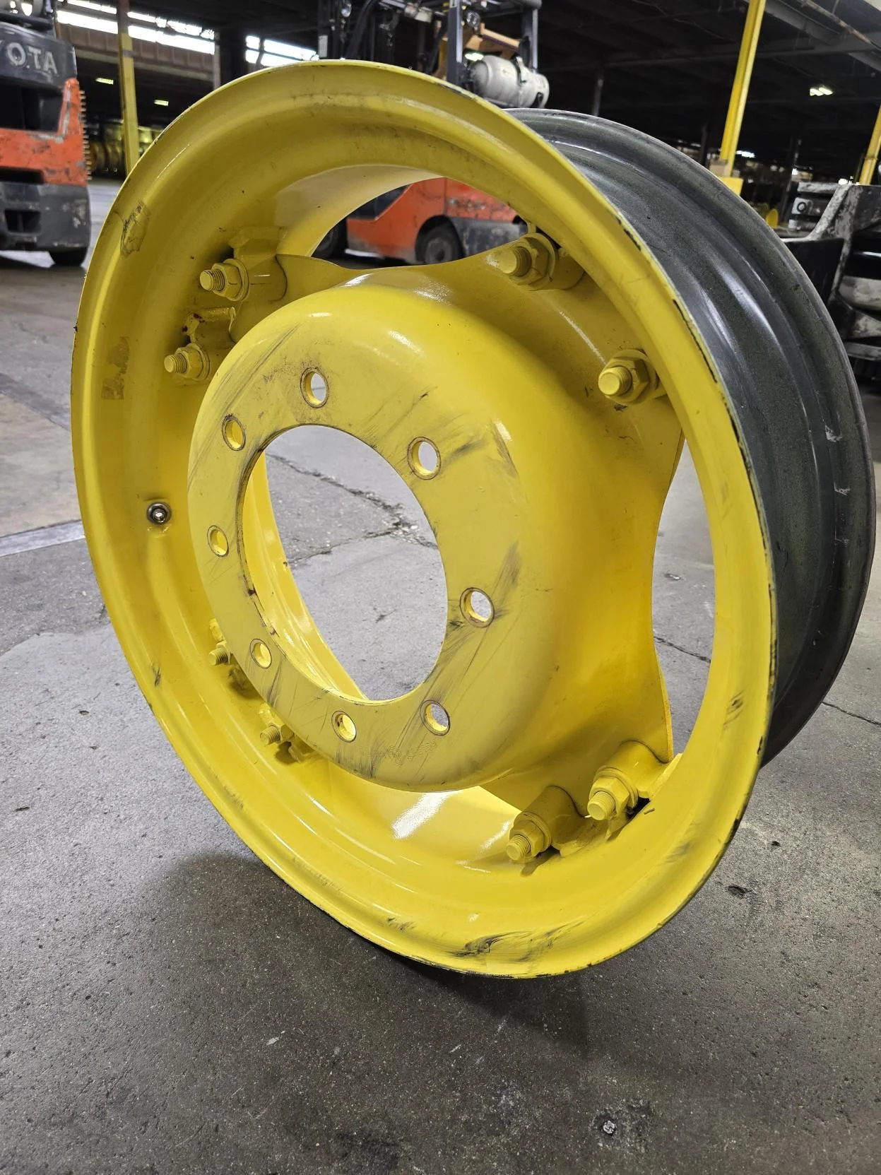 Take-Off 8 x 24 8-10.875-8.75 GKN Yellow Wheel image 4