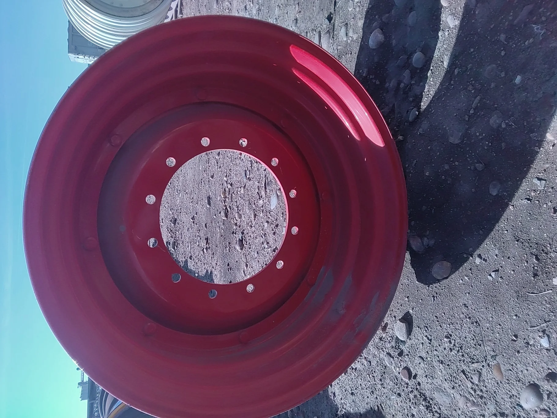 Used 14 X 34 Fendt Red Wheel Assembly with 12-16.625-14.625 Disc image 3