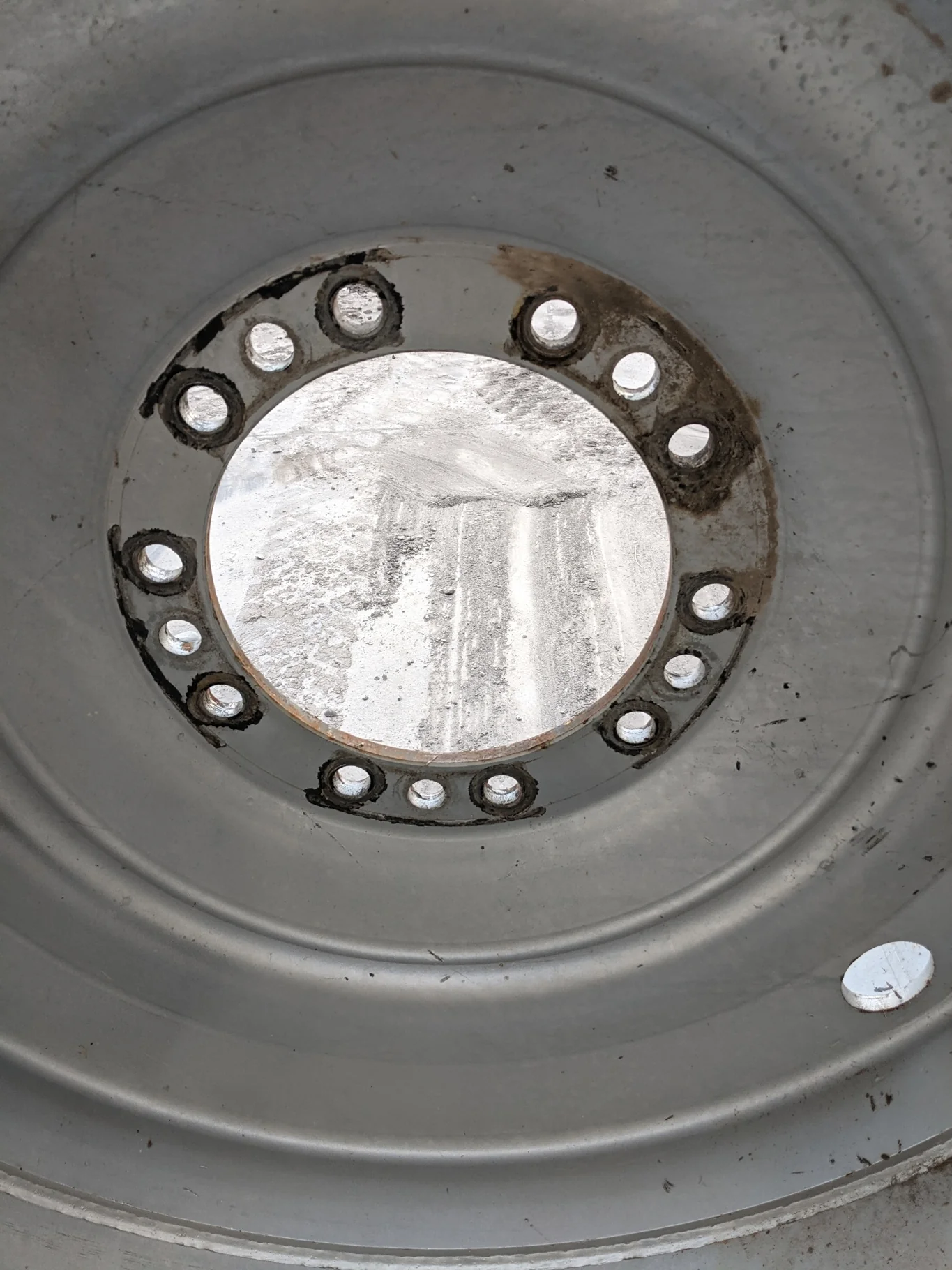 Used 27 X 38 CIH 10-13.187-11.08 5/8" Formed Combine Wheel 5.625