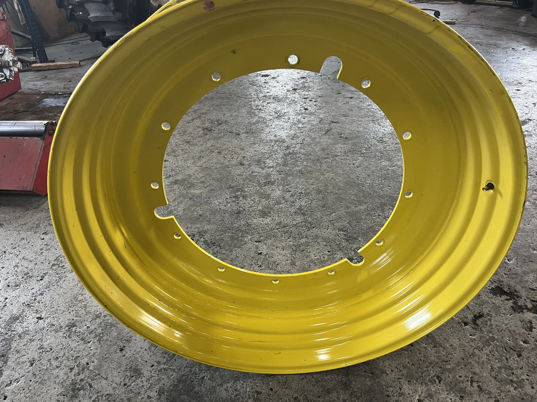 Take-Off 13 x 46 12-32.047-30.078 Rim & Rail Yellow Wheel image 2