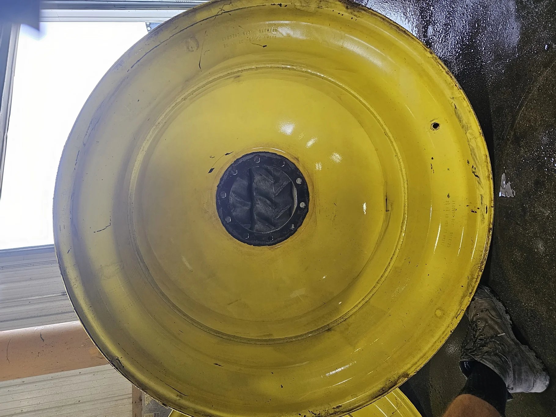 USED 16 x 42 10-13.187-11.07-14.4 INSIDE DOLLY DUAL YELLOW WHEEL