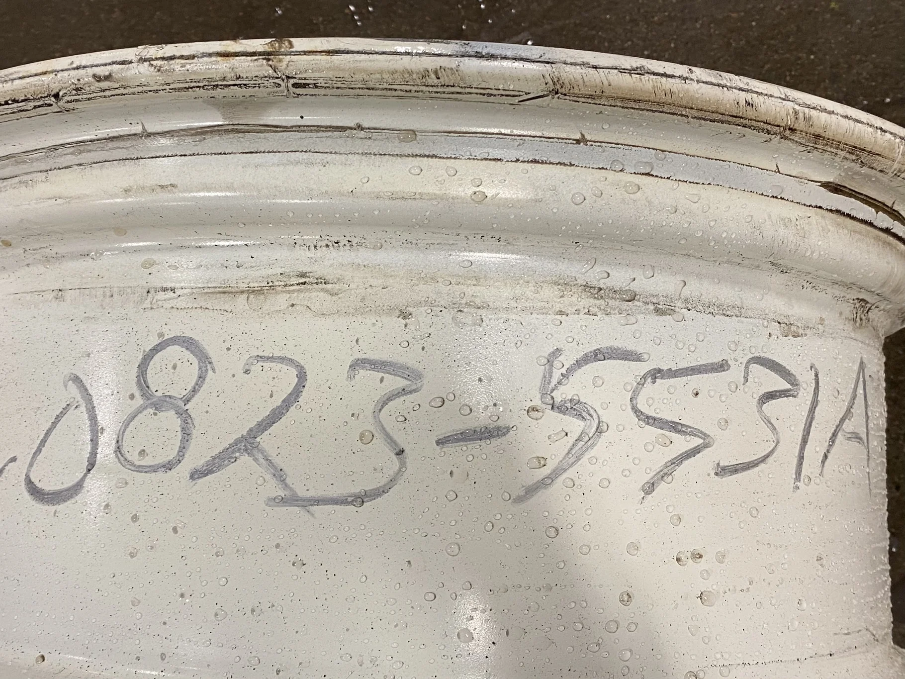 Used 10 X 24 2 Bolt NH White Waffle Wheel image 7