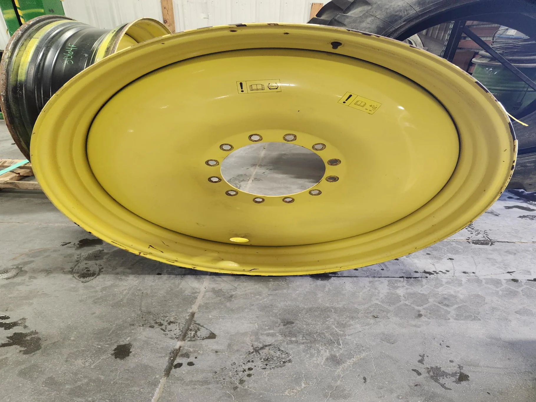Used 13 x 46 12-13.976-11.857 Yellow Wheel image 3