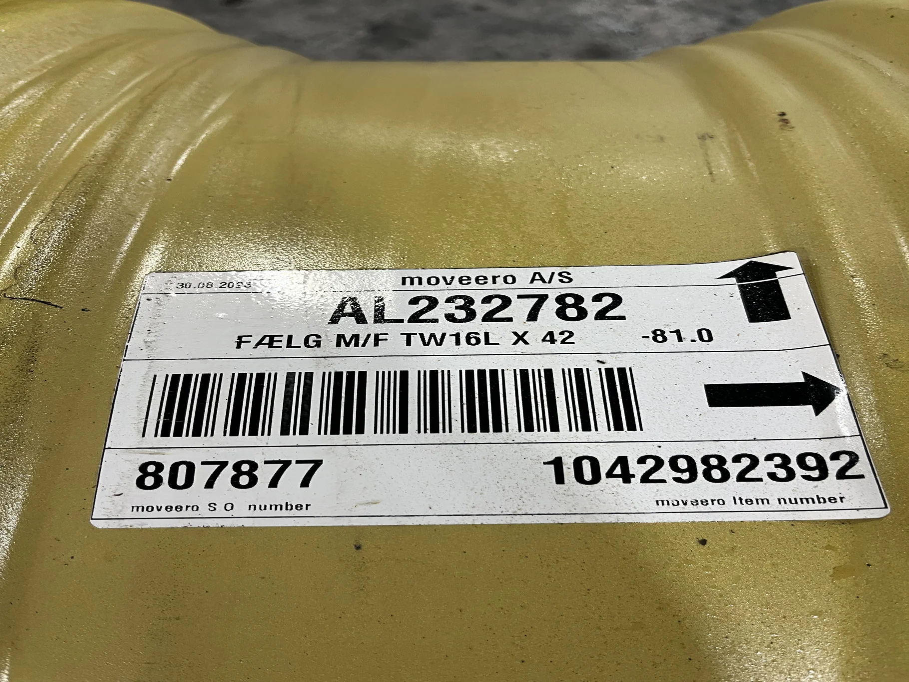 Used 16 x 42 12-32.047-30.078 Rim & Rail Yellow Wheel image 3