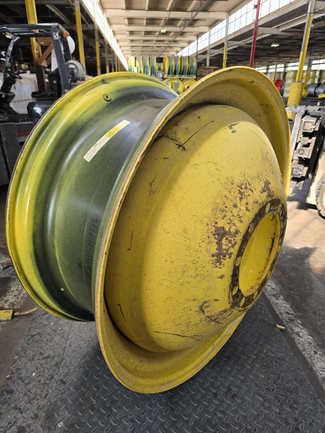 Used 18 X 42 10-13.19-11.07 Dolly Dual Yellow Wheel image 2