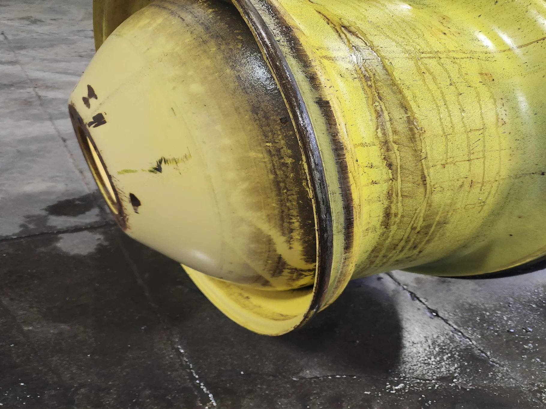 Used 18 X 42 10-13.187-11.07-14.4 (INSIDE) DOLLY DUAL YELLOW WHEEL image 4