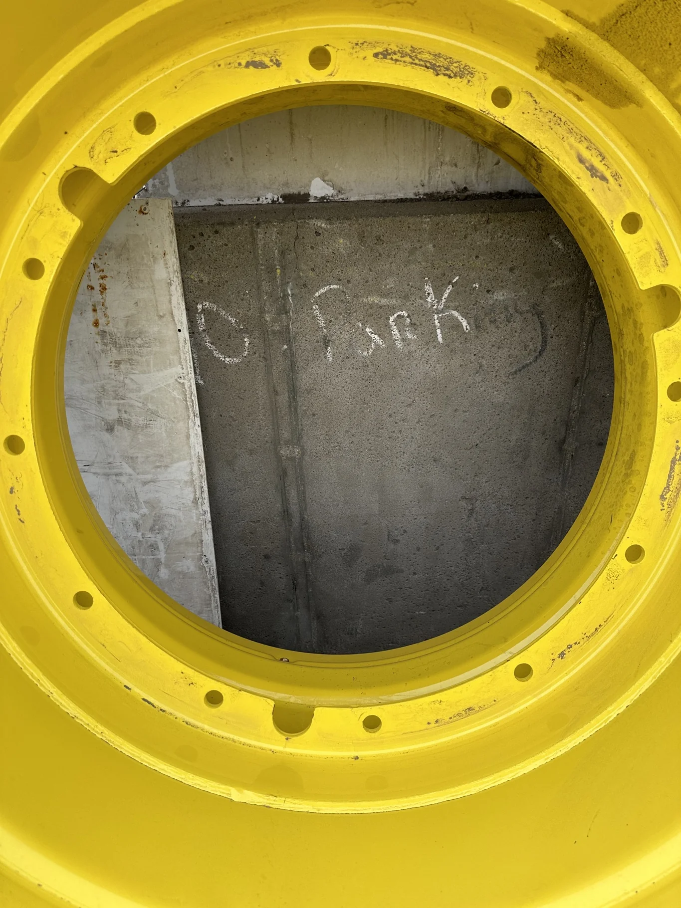 Take-Off 27 X 38 12-32.047-30.09 (-4.375 OFF SET) Titan Stub Disc Wheel JD Yellow image 2