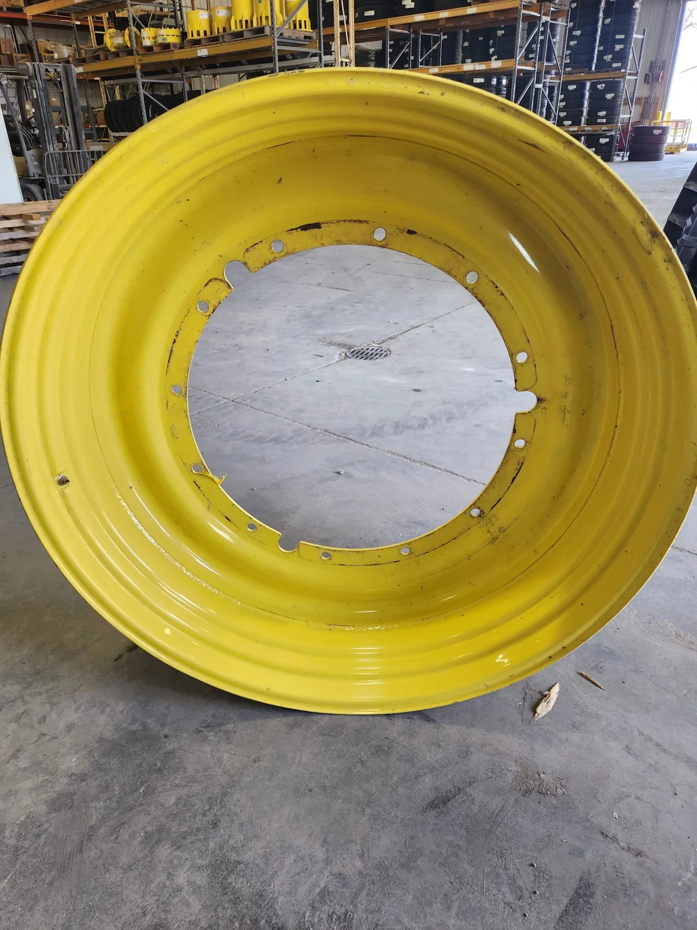 Used 15 X 50 12-32.047-30.079 -2.81IN Yellow Wheel image 2