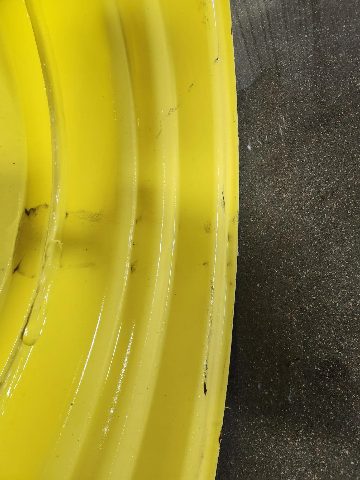 Take-Off 21 X 46 12-15.748-13.829 5.31" OUT 600 Series Sprayer JD Yellow Wheel image 5