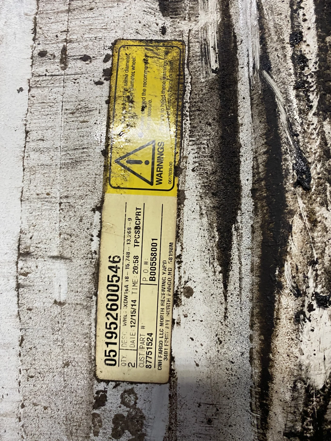 Used 16 X 46 18-15.748-13.268 Dual White Wheel image 2